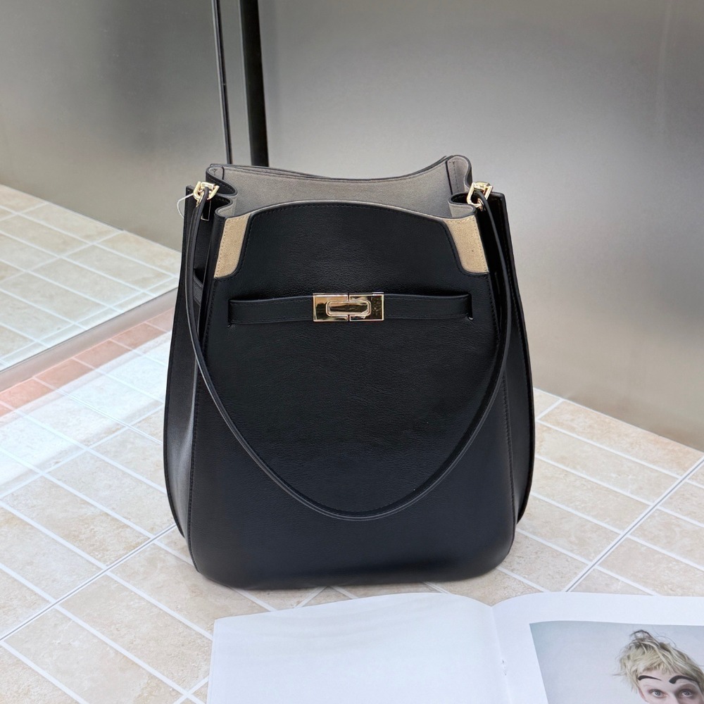 Nuova Borsa a Secchiello Stile - Luxury Bags Leather recensione e prezzo